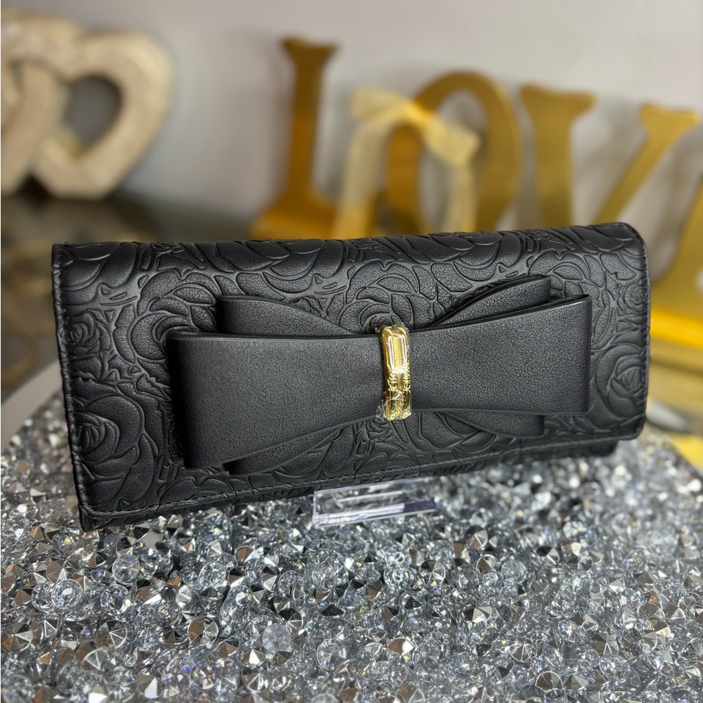 Betsey Johnson bow crossbody clutch purse NWT - Picture 3 of 11